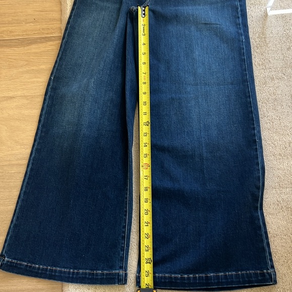 Le Jean- flared leg, high waisted jeans - Picture 7 of 8